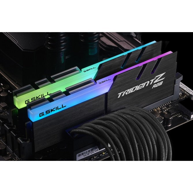 Módulo de memória G.Skill Trident Z RGB (para AMD) F4-3600C18D-16GTZRX