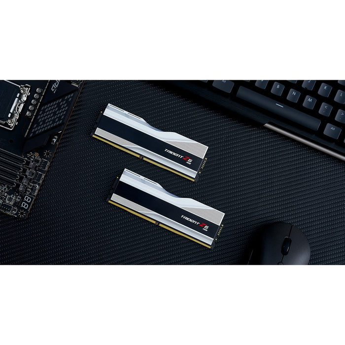 Módulo de memória G.Skill Trident Z5 RGB F5-6000J3636F16GX2-TZ5RS